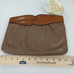 Vintaige Etienne Aigner leather clutch purse